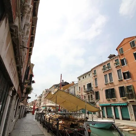 Veneziacentopercento Arsenale Lägenhet Venedig